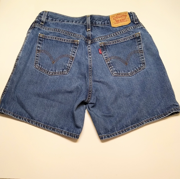 Levis 55 Relaxed Fit Shorts Size 2 